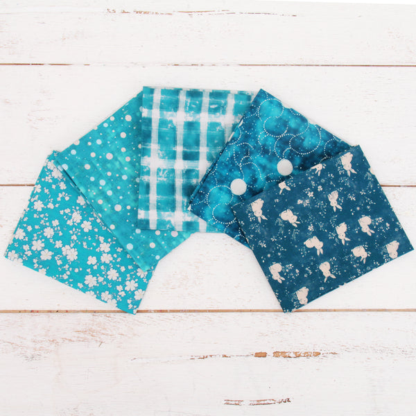 Fat Quarter Bundle - Five Teal Precut Cotton Fabrics - Threadart.com