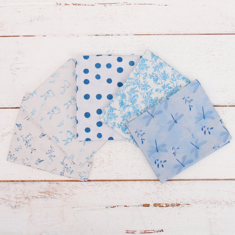 Fat Quarter Bundle - Five Light Blue & White Precut Cotton Fabrics - Threadart.com