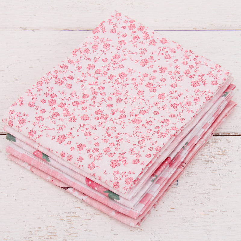 Fat Quarter Bundle - Five White Pink Precut Cotton Fabrics - Threadart.com