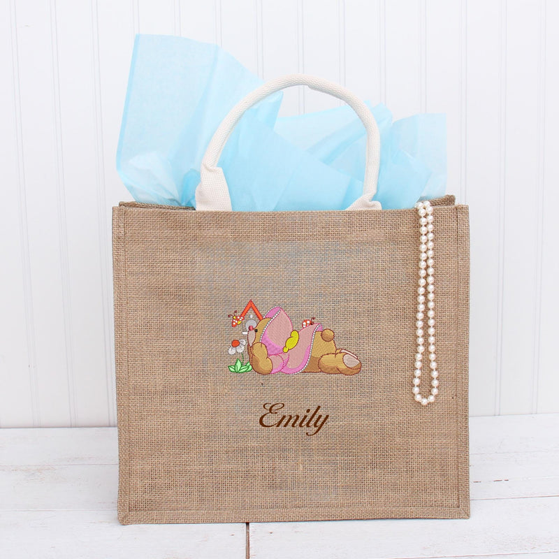 Spring Bear Machine Embroidery Design Instant Download - 4 Sizes - 8 Formats - ThreadArt - Threadart.com