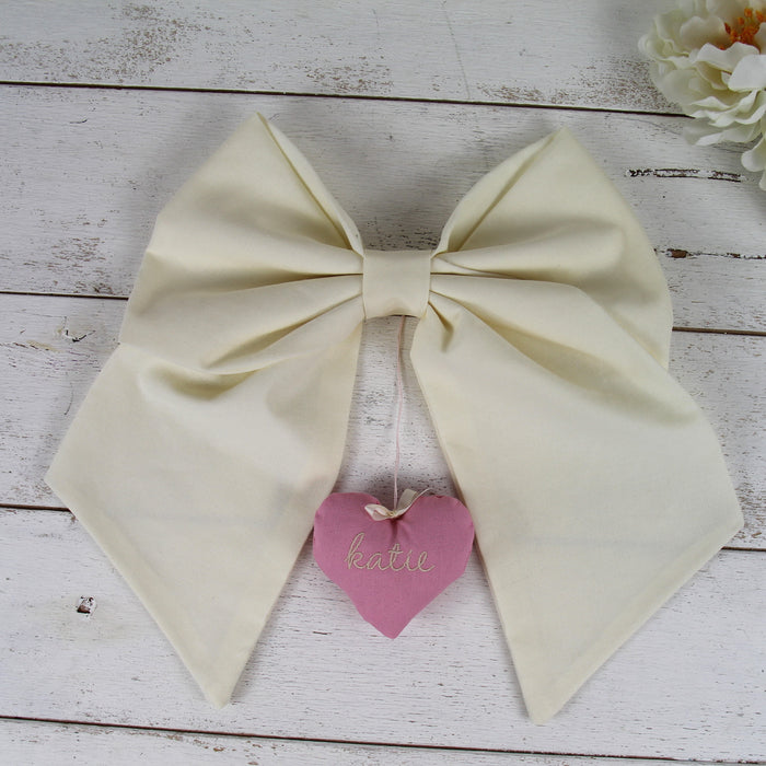 Personalized Newborn Baby Bow - Linen Fabric Ribbon with Embroidery Pendant - 10 Color Options - Threadart.com