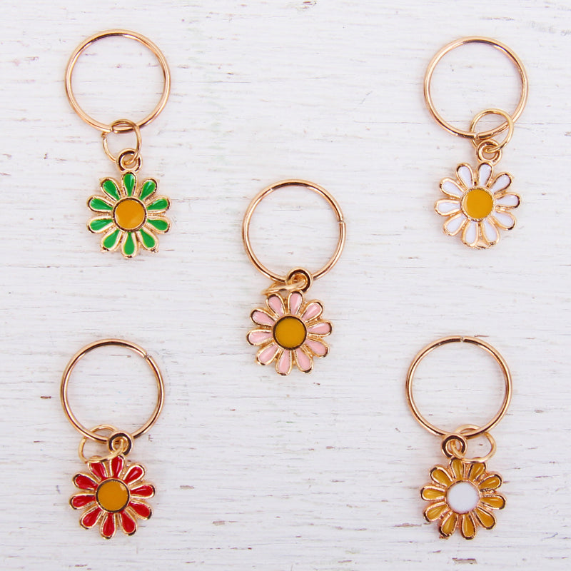 5 Daisy Flower Enamel Crochet Stitch Markers - Threadart.com
