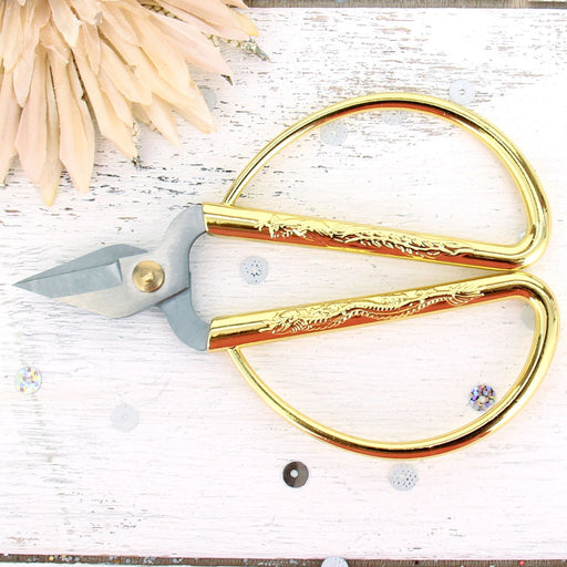 Short Cut Scissors With Large Gold Handles - Threadart.com