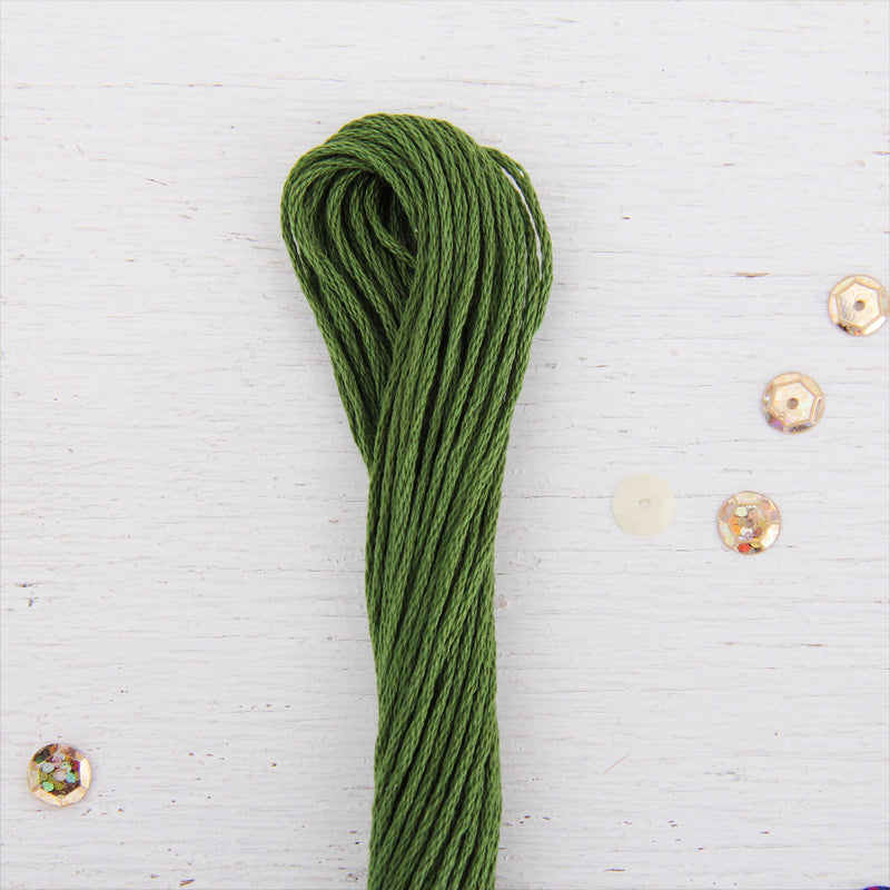 Hunter Green Premium Cotton Embroidery Floss - Six Strand Thread - No. 605 - Threadart.com