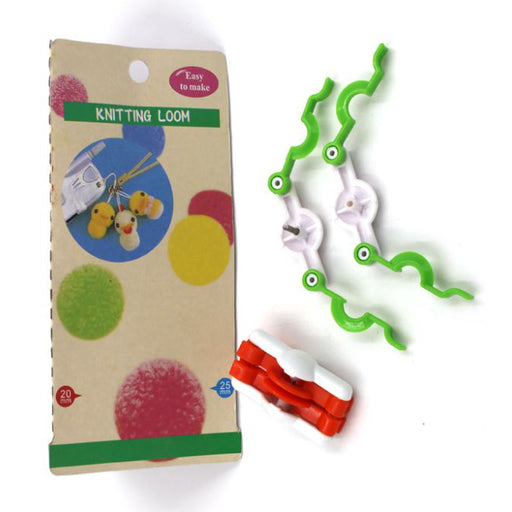 Mini Yarn Pom Pom Maker - Threadart.com